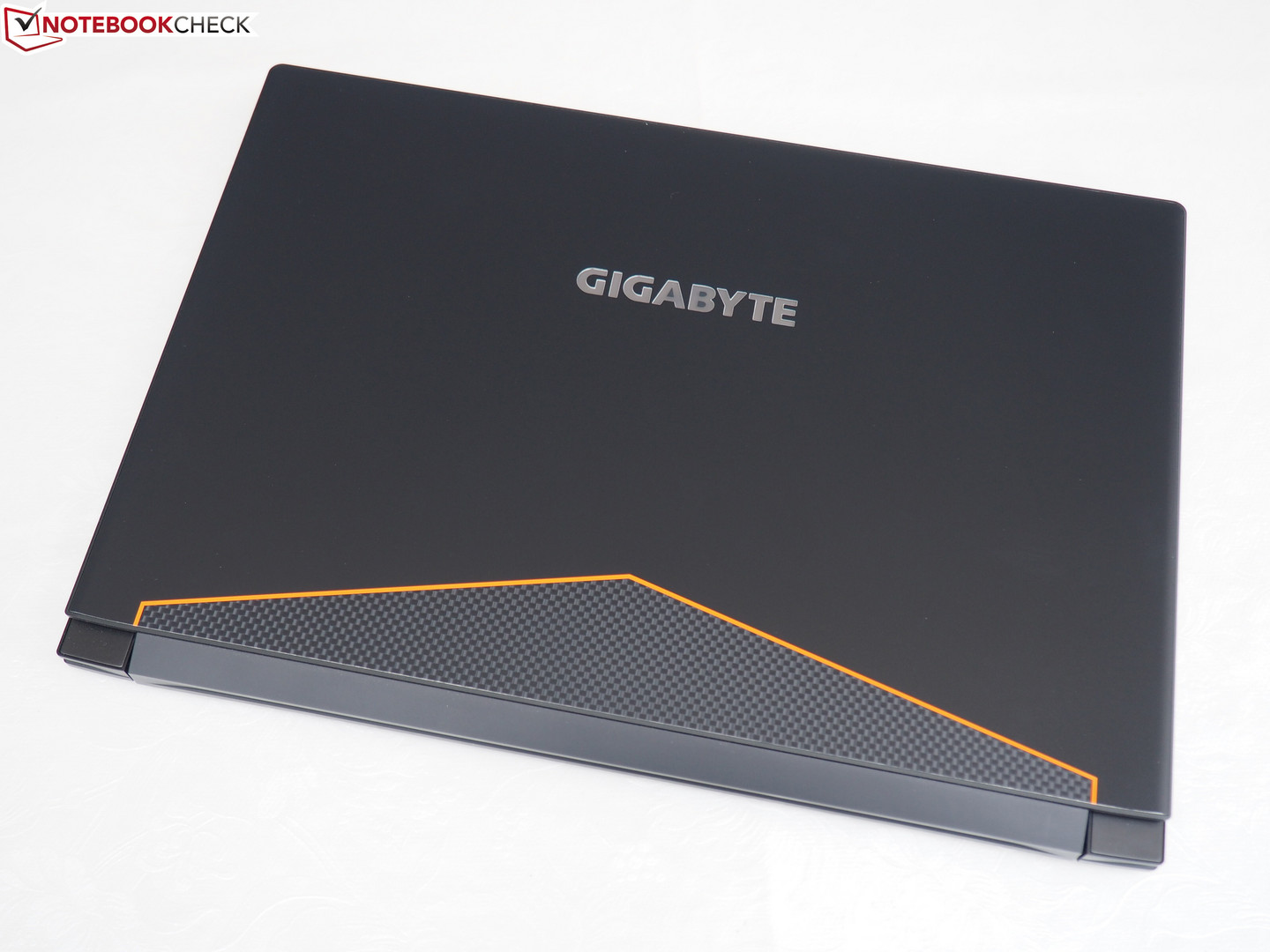 Laptop Gigabyte Aero 15 -8.jpg